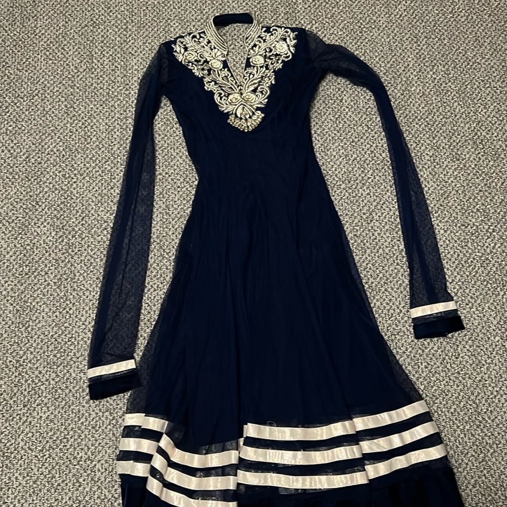 Indian women’s suit